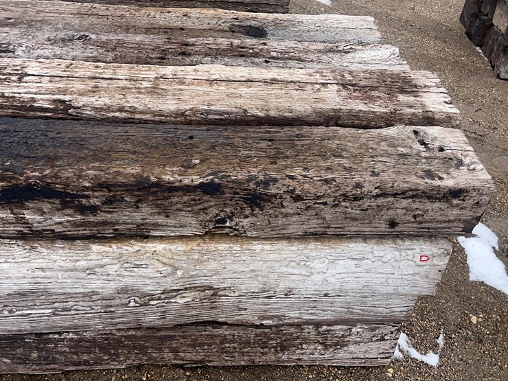 16-railroad-ties-image-3