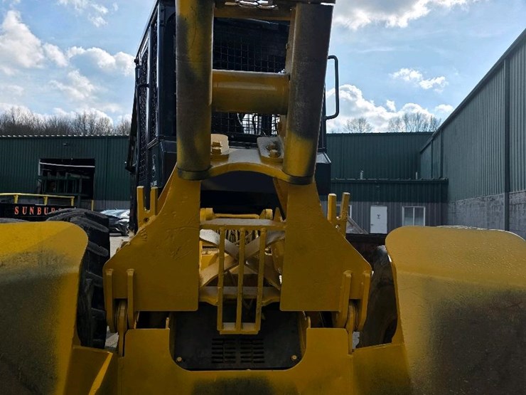 2003-deere-540g-iii-image-39