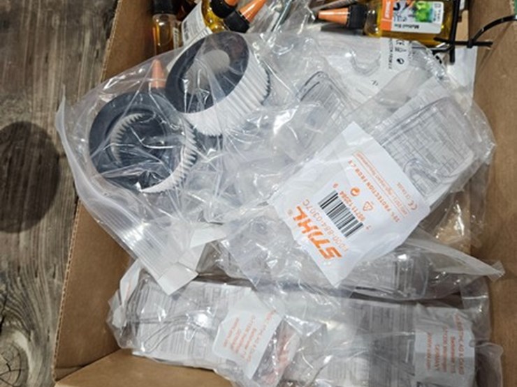 #641-•-assorted-stihl-parts-image-5