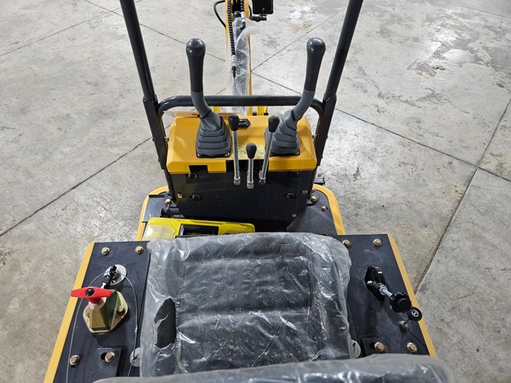 #687-•-2026-zjg-zj12-mini-excavator-image-15