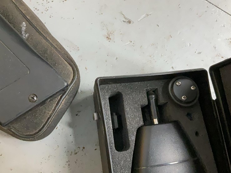 #104-•-raytek-thermometer-and-exteck-tachometer-image-9