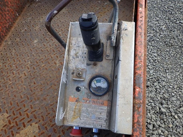 1997-skyjack-sj-3220-scissor-lift-image-19