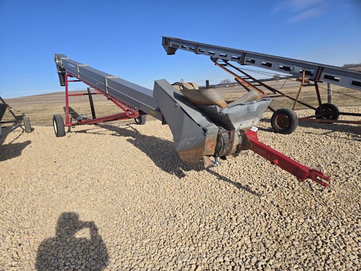 #185-•-hutchinson-45'-mass-mover-image-3