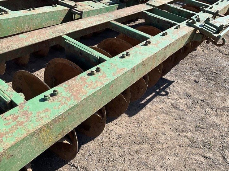 john-deere-18-image-9