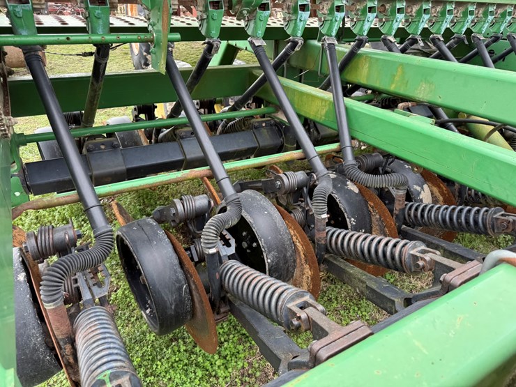 john-deere-1560-image-68
