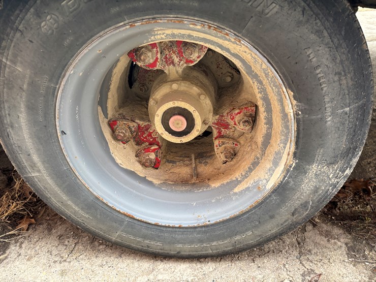 #2328-•-1999-eager-beaver-24'-tag-trailer-image-54