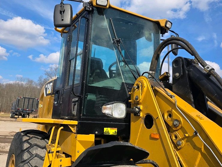 2011-caterpillar-924h-image-36