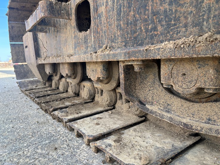 deere-160c-lc-image-75