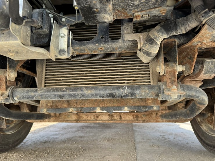 2018-isuzu-nrr-image-59