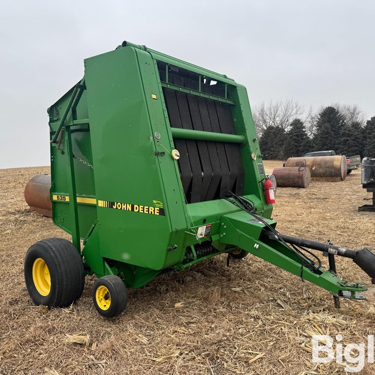 JOHN DEERE 535