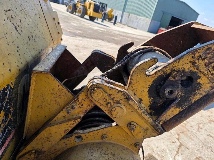 2007-caterpillar-d5g-image-33