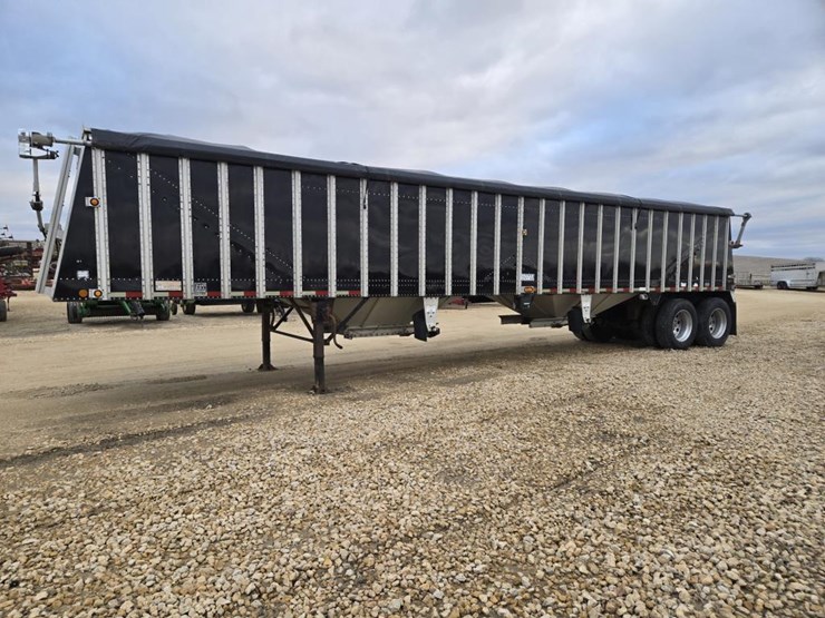 2004-merritt-grain-hopper-image-27