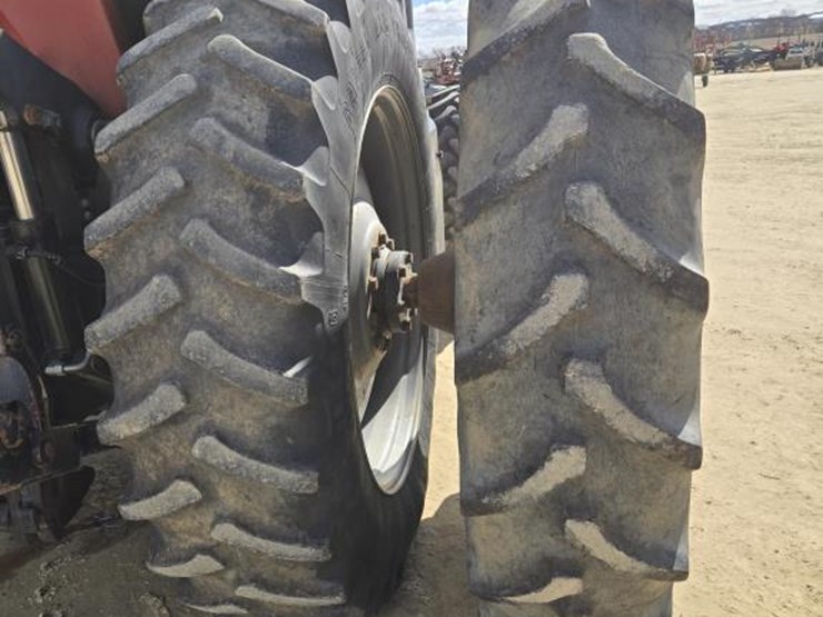 case-ih-mx180-image-8