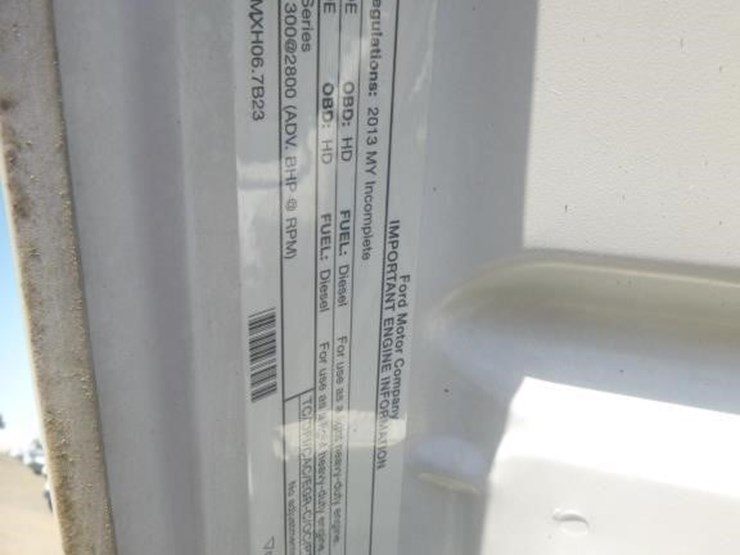 2013-ford-f550-image-21