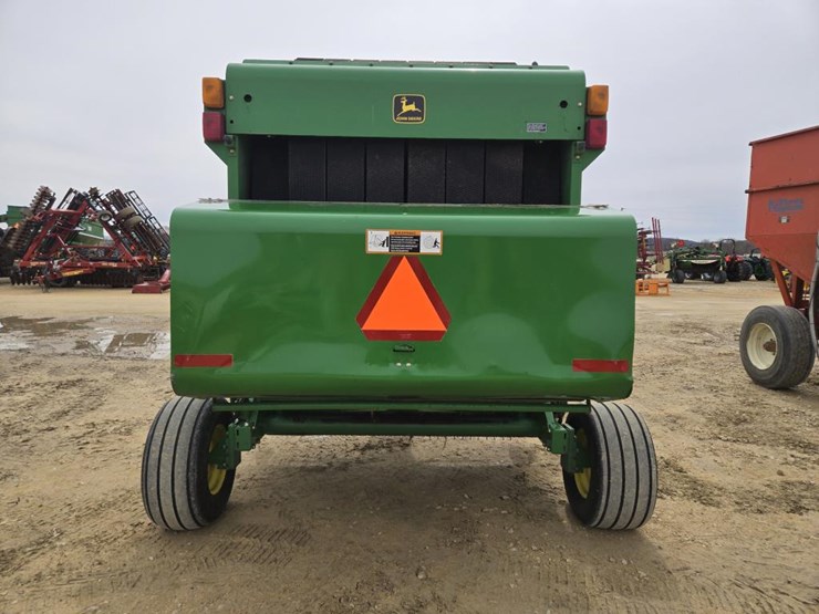 john-deere-567-image-10