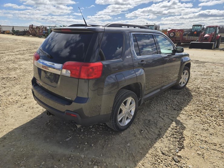 2011-gmc-terrain-sle-image-7