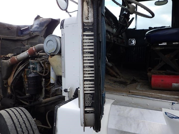 1987-kenworth-t600-image-44