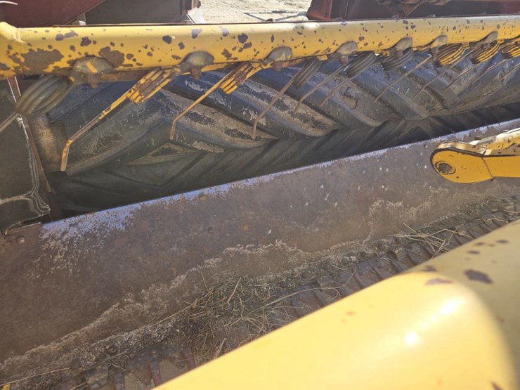 #271-•-new-holland-haybine-image-6