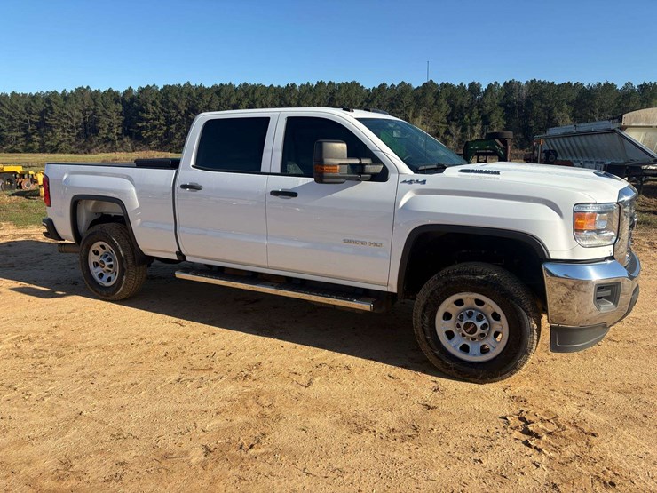 2019-gmc-2500-image-4