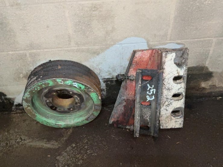 #252-•-storage-cabinet-and-parts-image-3