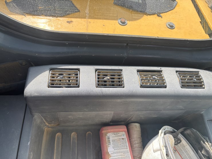 deere-160c-lc-image-59