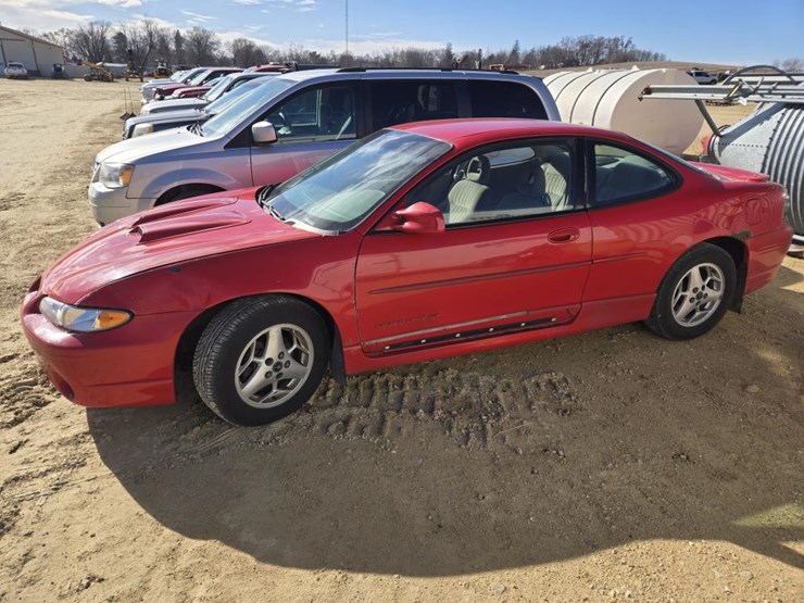 #276-•-2001-pontiac-grand-prix-gt-image-13