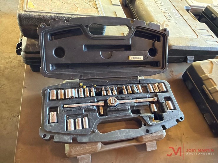 (2)-various-socket-sets-&-solder-gun-image-3