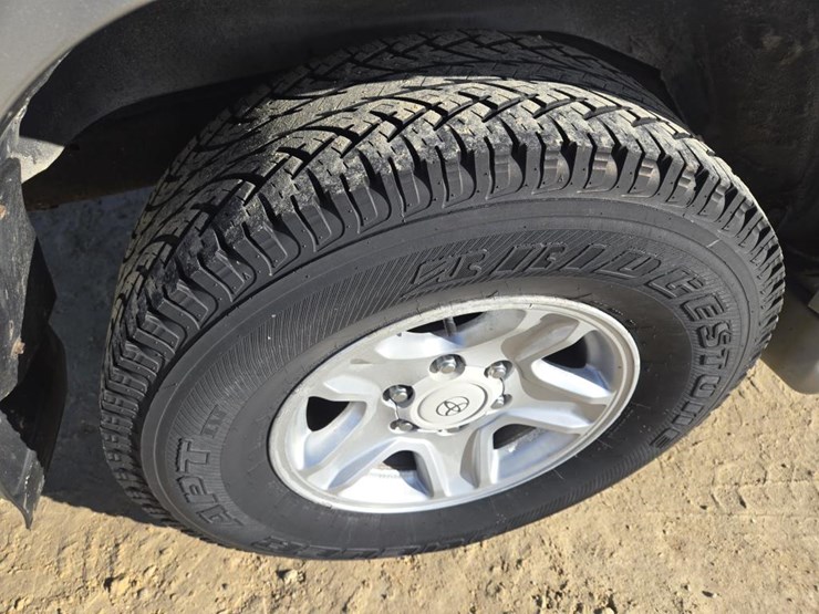 2000-toyota-4-runner-limited-image-10