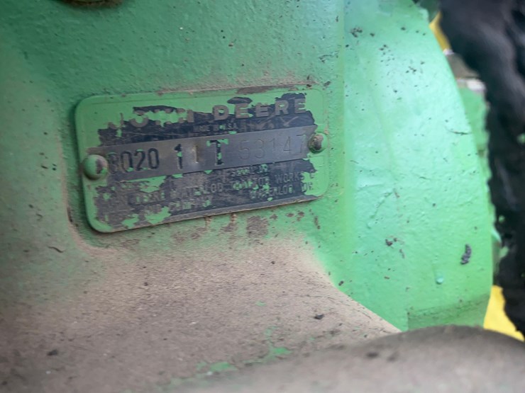 john-deere-3020-image-11