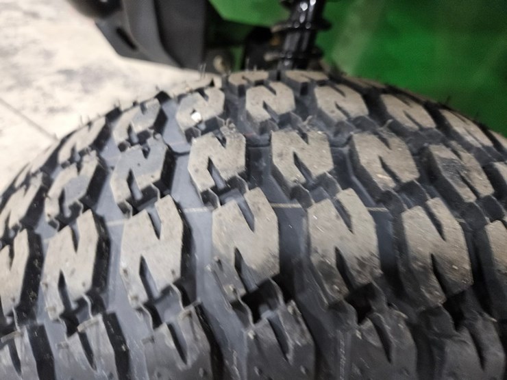 john-deere-turf-gator-image-31