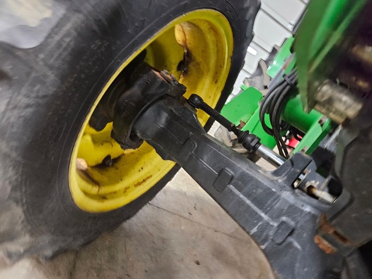 john-deere-5520-image-37