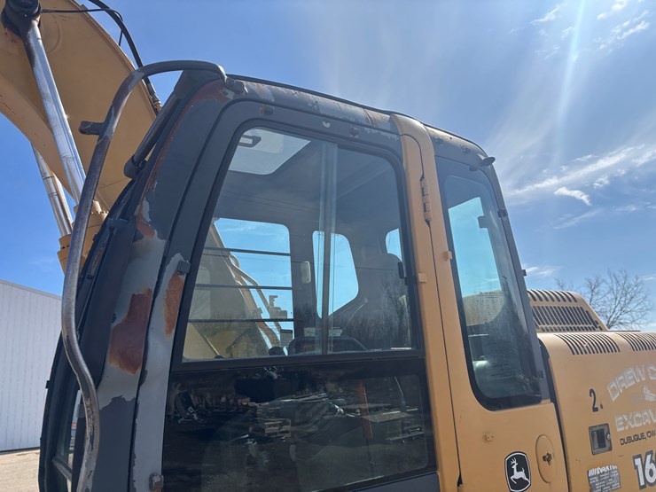 deere-160c-lc-image-9