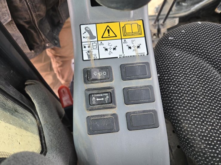 bobcat-e35i-image-19