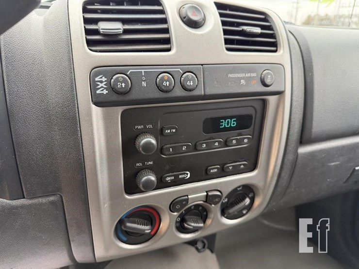 2012-chevrolet-colorado-image-12