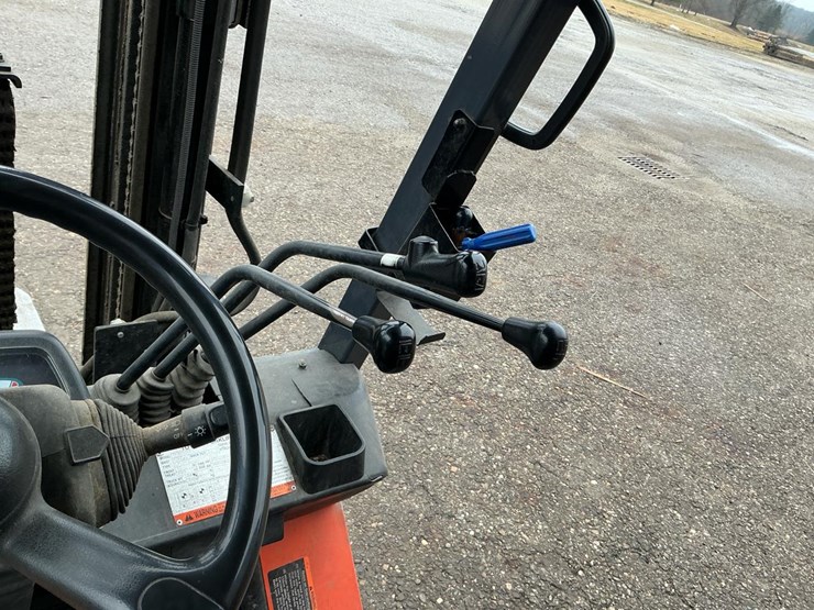 toyota-7fgcu25-image-17