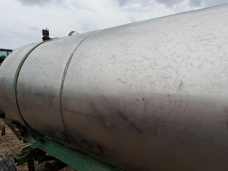 #41259-•-~1000-gallon-fuel-wagon-image-44