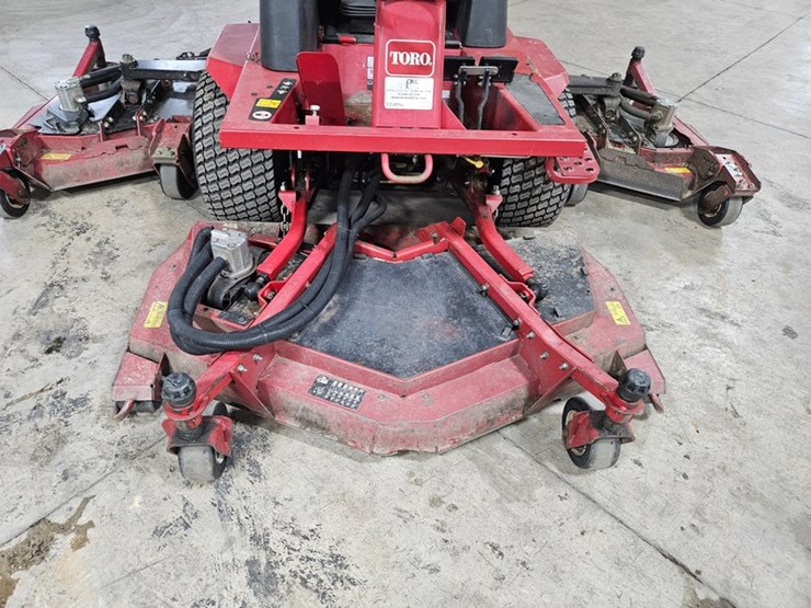 #632-•-toro-groundmaster-4000d-wide-area-mower-image-10