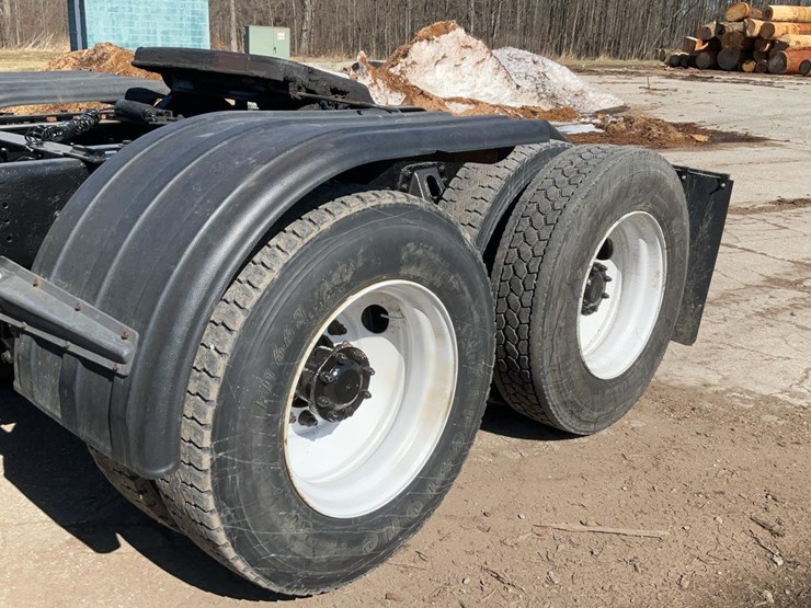 1999-kenworth-t800b-image-77