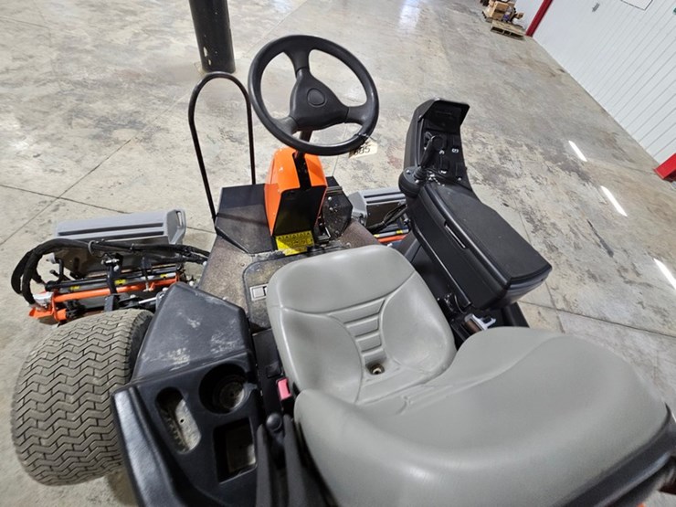 #685-•-jacobsen-lf550-fairway-mower-image-30