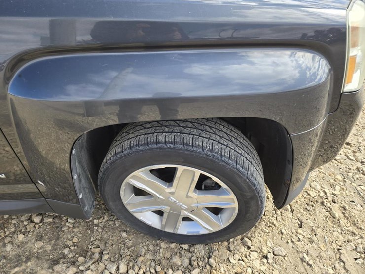 2011-gmc-terrain-sle-image-10