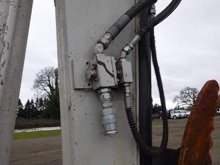 takeuchi-tb280fr-image-17