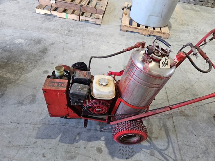 #664-•-walk-behind-paint-sprayer-image-25