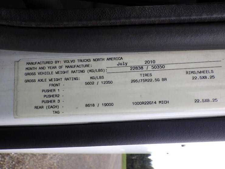 2011-volvo-vnl-t/a-truck-tractor-image-46