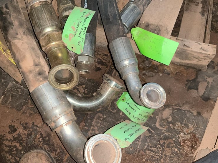 #241-•-hydraulic-hoses-image-11