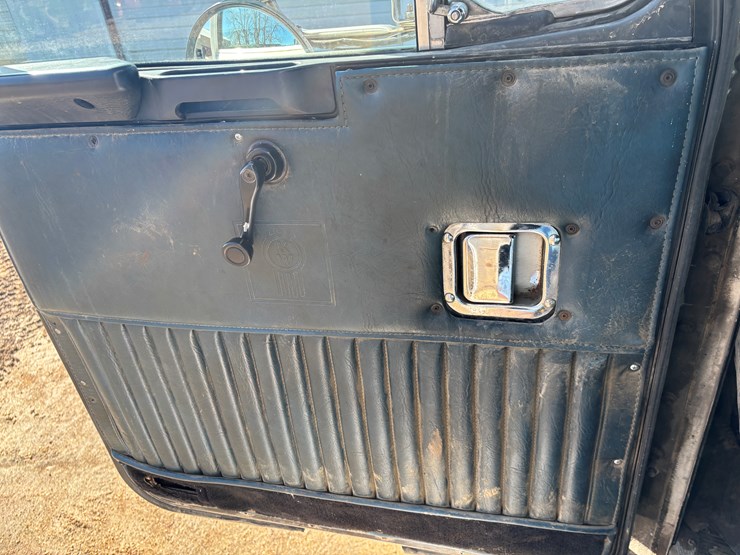 1990-kenworth-t880-image-47