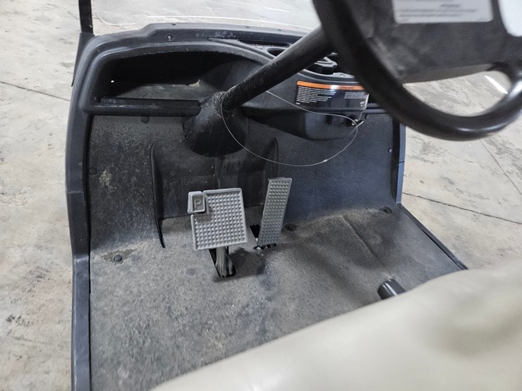 #678-•-yamaha-gas-golf-cart-image-14