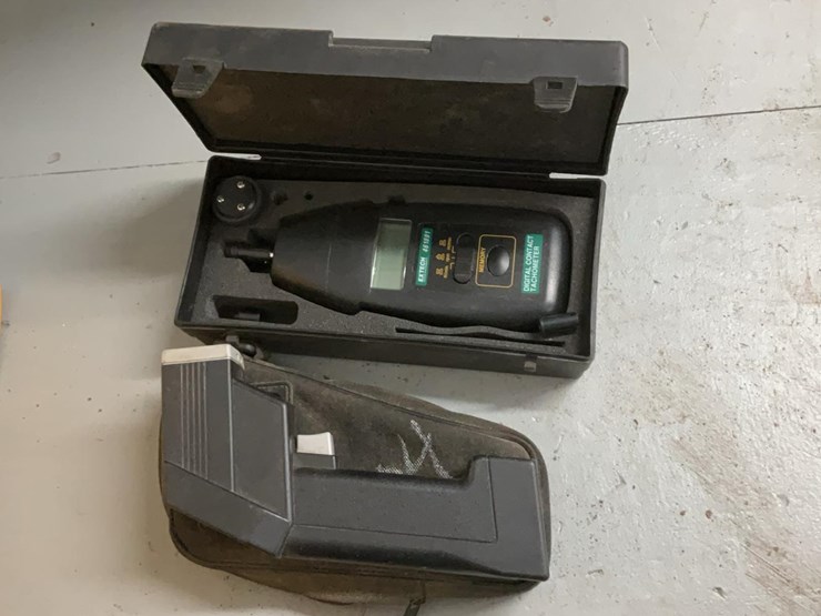 #104-•-raytek-thermometer-and-exteck-tachometer-image-1