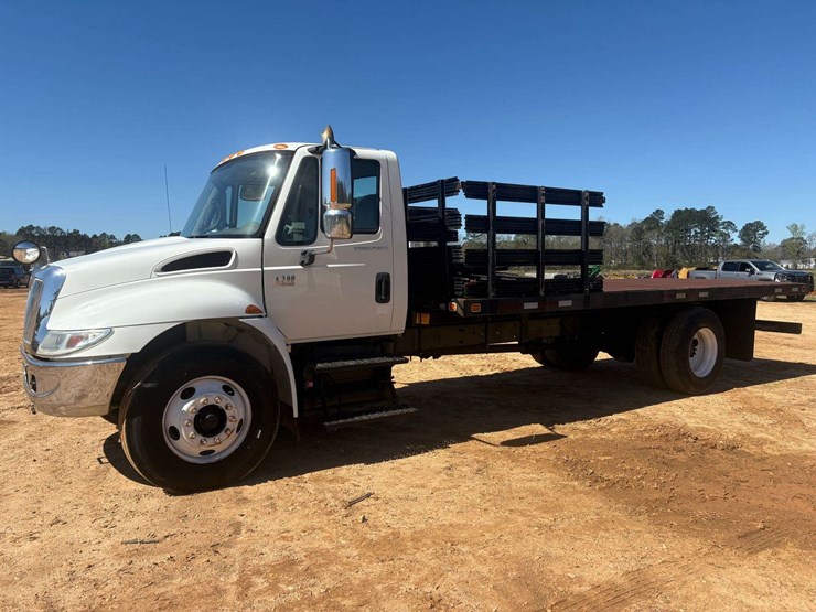 2007-international-durastar-4300-image-8