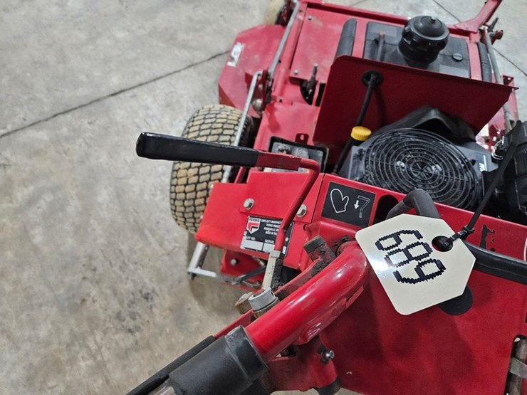 #689-•-ferris-comfort-controll-dd-walk-behind-mower-image-18