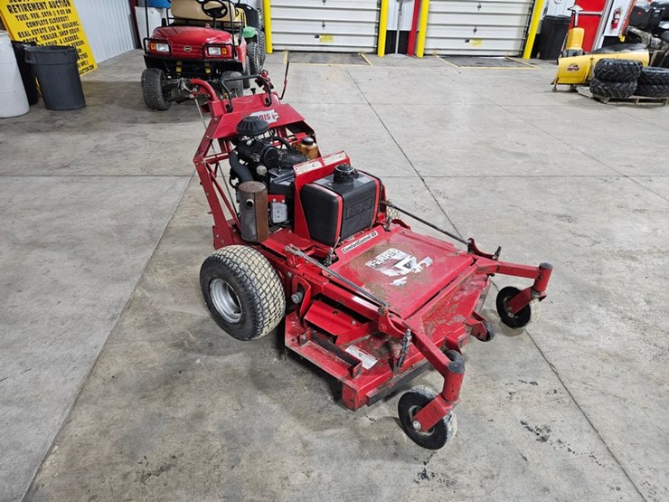 #689-•-ferris-comfort-controll-dd-walk-behind-mower-image-7